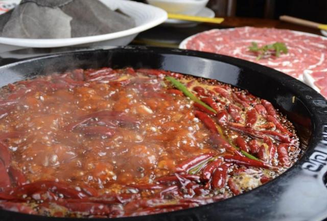 晓秧锅鲜货火锅